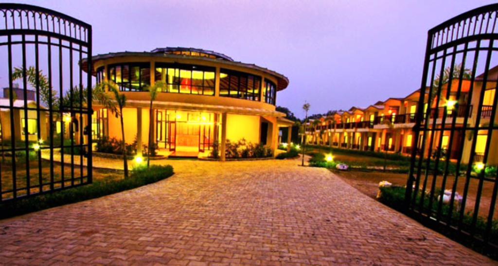Corbett Rattan Hotel Garjia Екстериор снимка